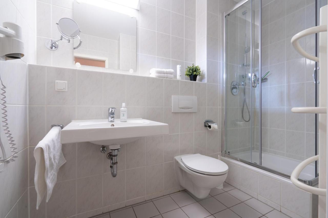 Feriendorf Rugana - Komfort Appartement Mit 1 Schlafzimmer Und Terrasse B16 ดรันส์เคอ ภายนอก รูปภาพ